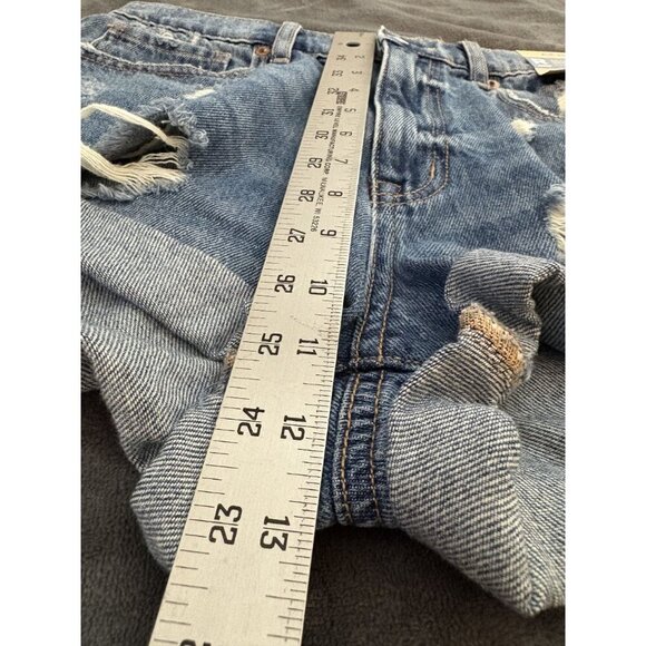 NWT Aeropostale Women's Distressed Denim Mom Shorts Size 6 Med Wash Preppy - Picture 9 of 9